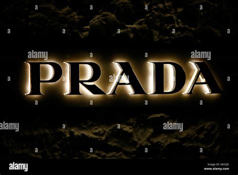 prada als arbeitgeber